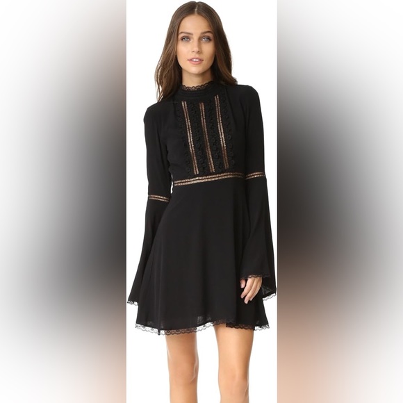 FOR LOVE AND LEMONS Willow Bell Sleeve Dress in Black - Picture 12 of 12